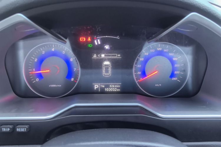 GEELY Emgrand 2016 immagine di auto #12