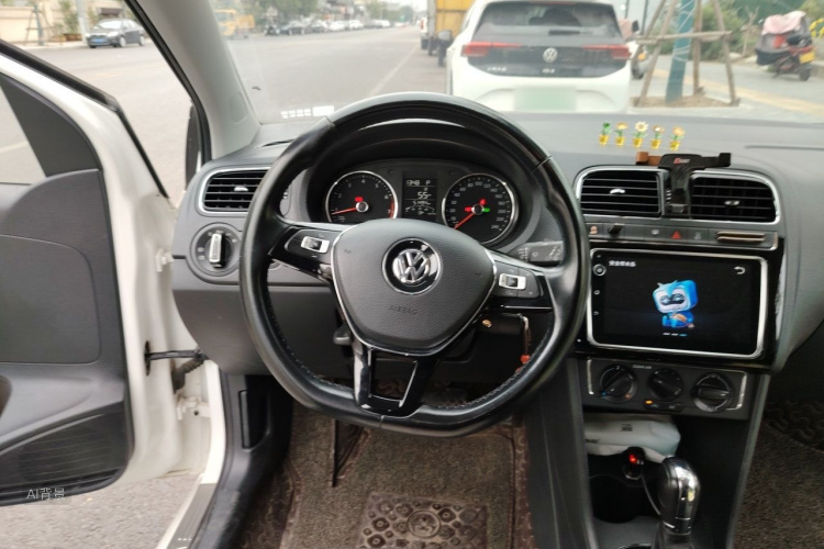 Volkswagen Polo 2019 #12 Volkswagen Polo 2019 car image #12
