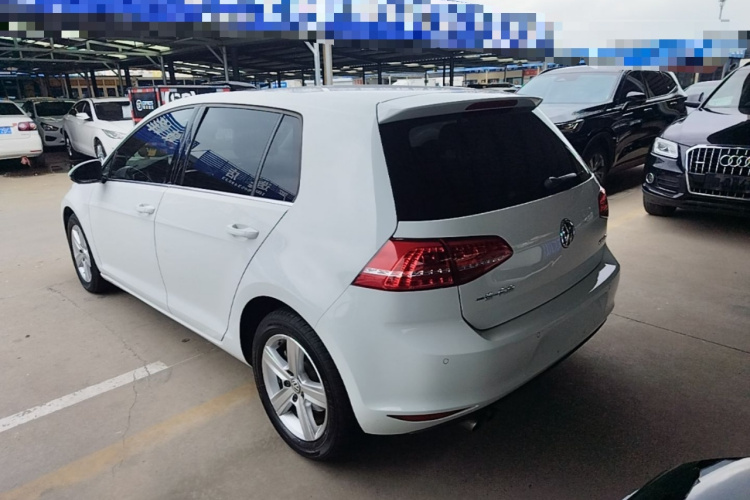 Volkswagen Golf 2015 car image #5