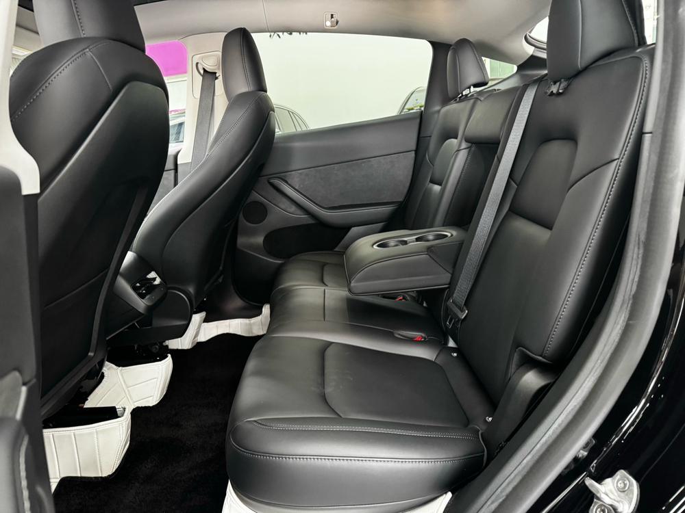 Tesla Model Y 2022 #18 Tesla Model Y 2022 car image #18