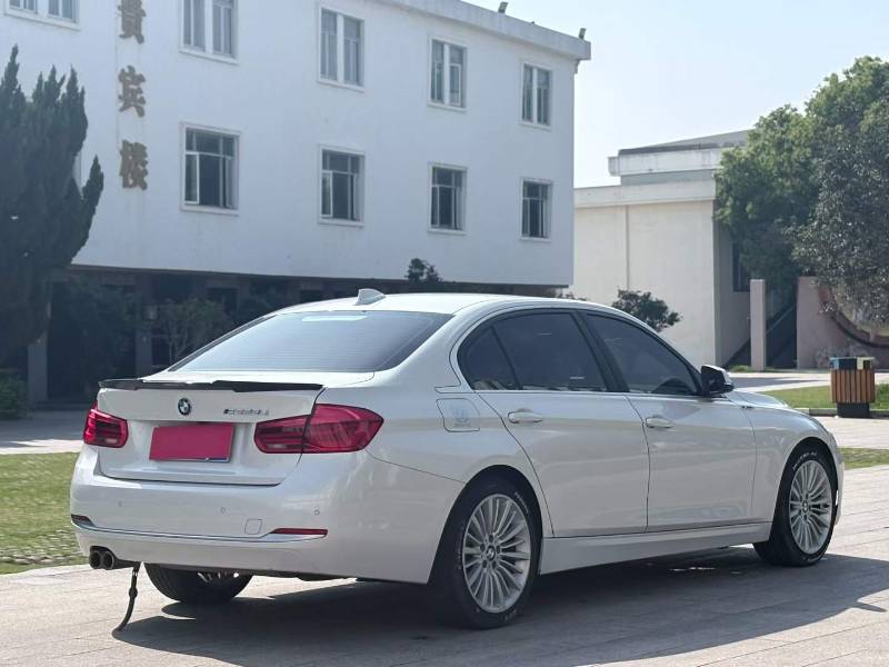 BMW 3 Series 2018 #6 BMW 3 Series 2018 car image #6