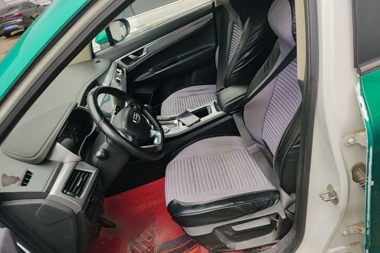 GEELY Emgrand GS 2020 car image #15