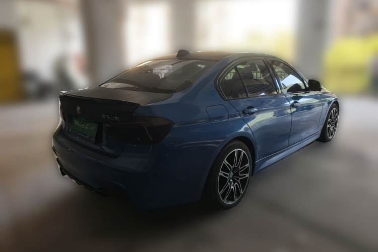 BMW 3 Series 2017 #5 BMW 3 Series 2017 car image #5