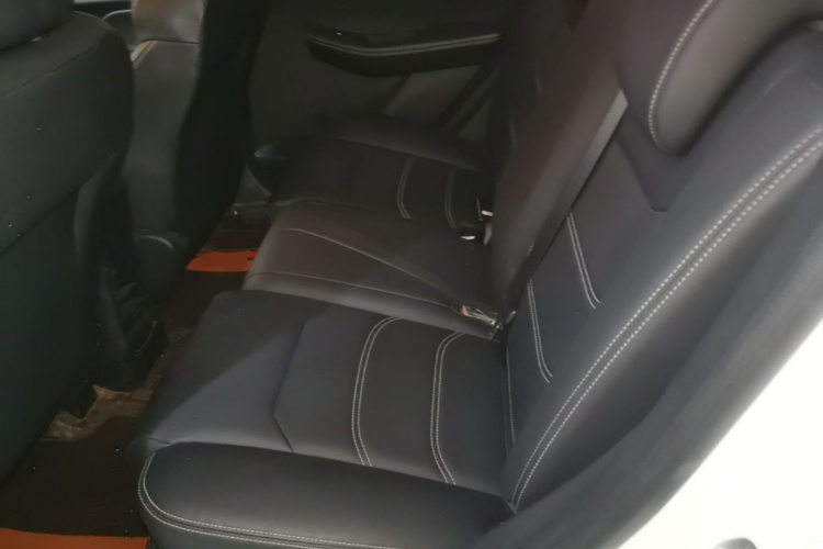 BYD Yuan New Energy 2019 #17 BYD Yuan New Energy 2019 car image #17