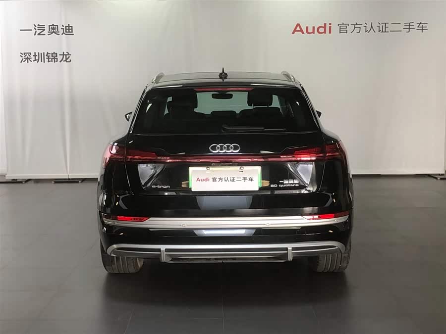 Mercedes-Benz SLK AMG 2021 صورة سيارة #4