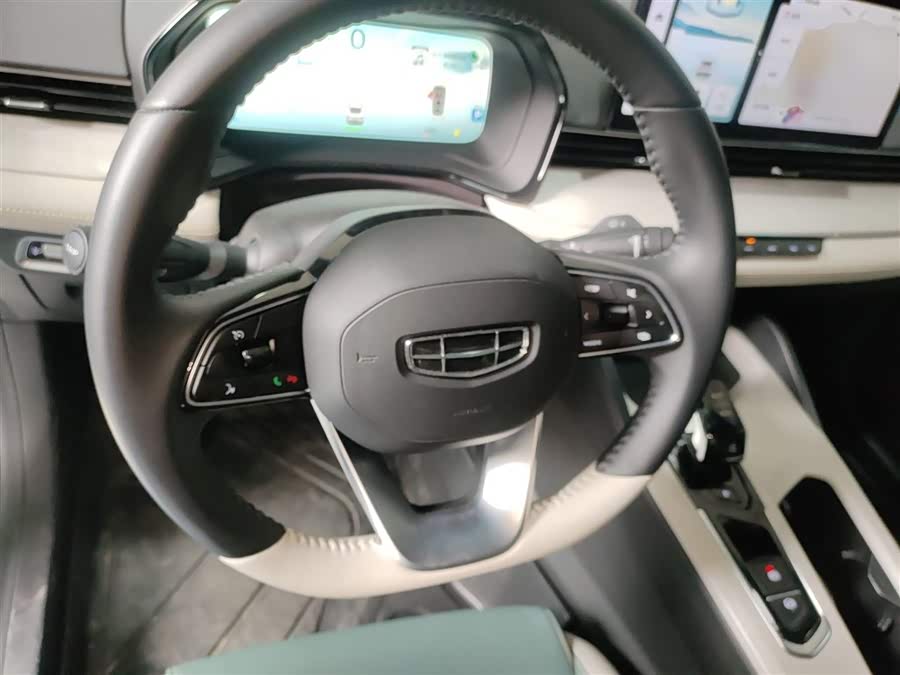 GEELY Emgrand L HiP 2023 car image #4