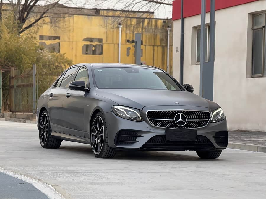 Mercedes-Benz E AMG 2018 immagine di auto #4