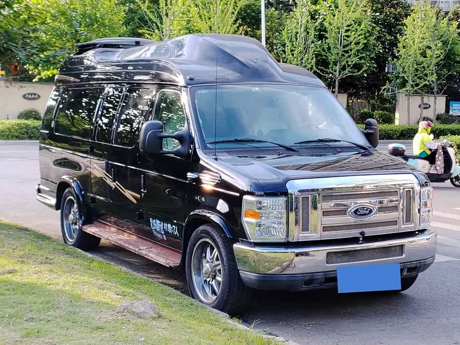 Ford E350 2011 imagem de carro #4