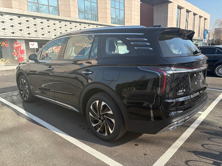 HongQi HS7 PHEV 2024 #4 HongQi HS7 PHEV 2024 car image #4