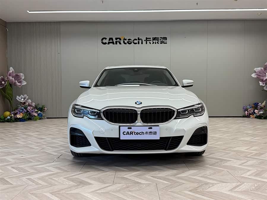 BMW i4 M50 2022 #4 BMW i4 M50 2022 car image #4