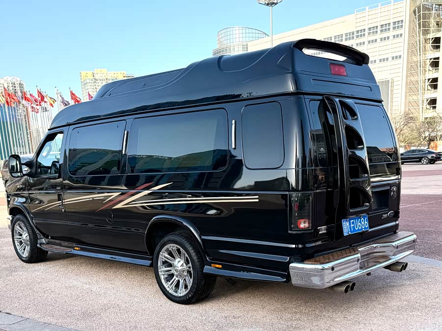 Ford E350 2015 car image #4