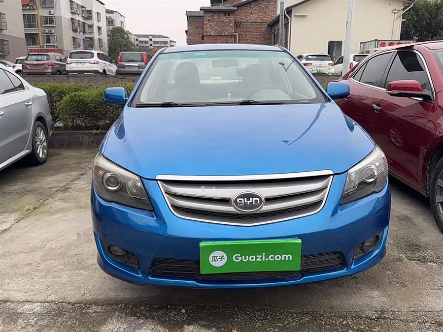 BYD L3 2013 изображение автомобиля #4