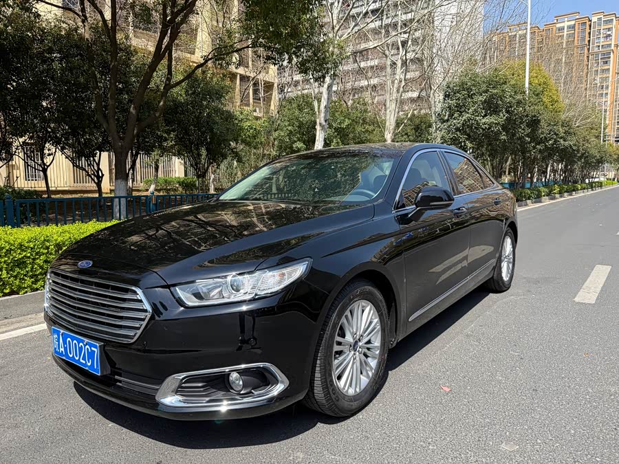 Ford Taurus 2018 car image #4