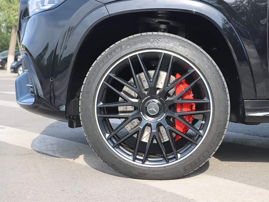 Mercedes-Benz GLS AMG 2024 car image #4