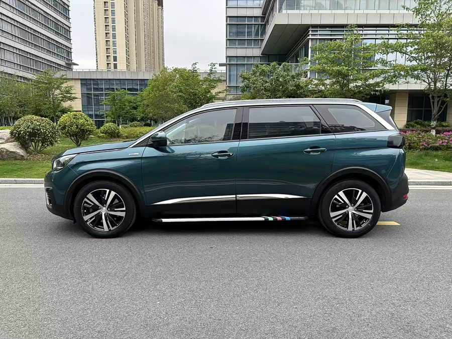 Peugeot 5008 2018 car image #4