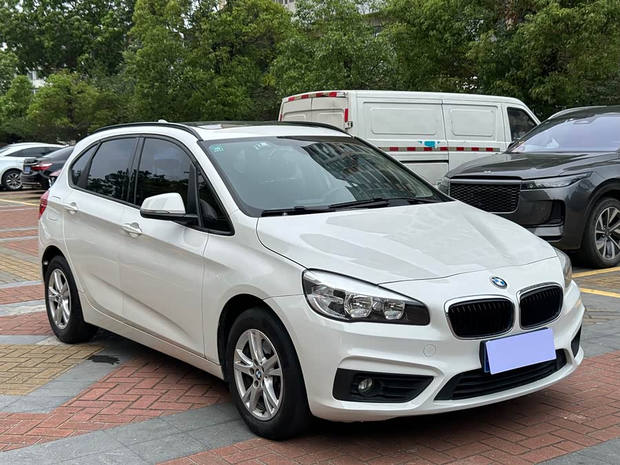 BMW 2 Series Tourer (Imported) 2015 #4 BMW 2 Series Tourer (Imported) 2015 car image #4