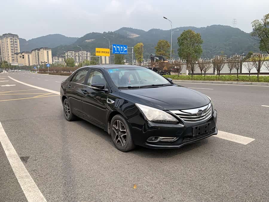 BYD G5 2015 car image #4