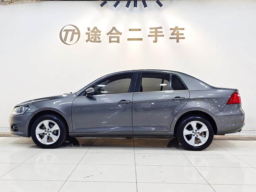 Volkswagen Bora 2015 immagine di auto #4