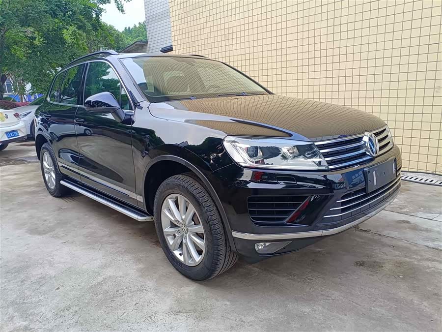 Volkswagen Touareg 2017 car image #4