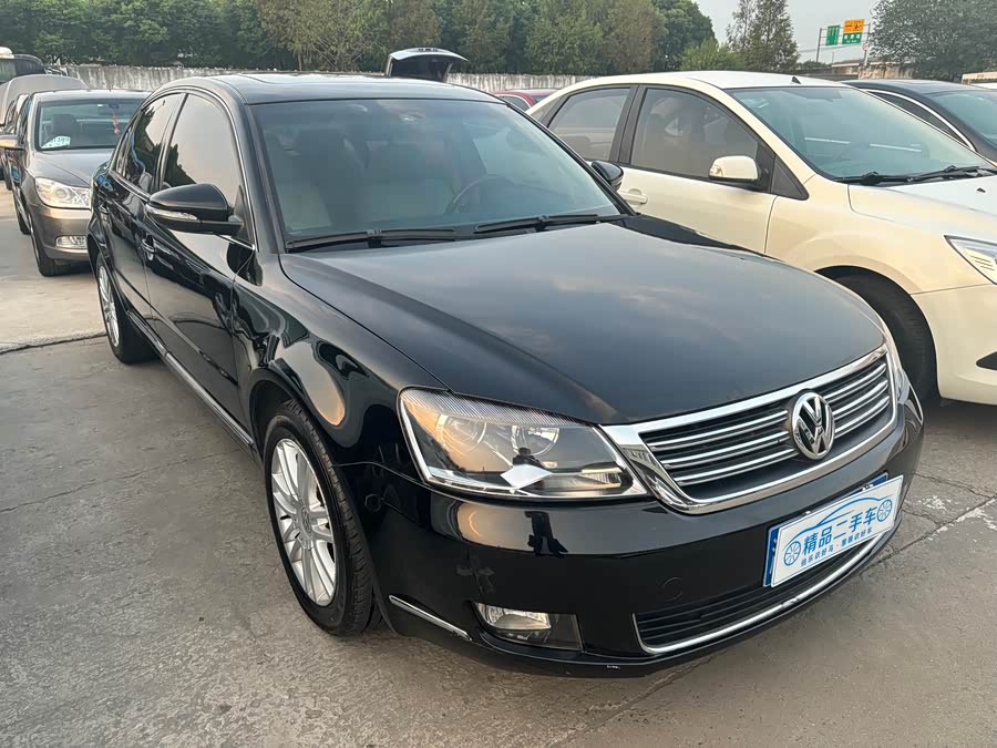 Volkswagen Passat Lingyu 2010 #4 Volkswagen Passat Lingyu 2010 car image #4