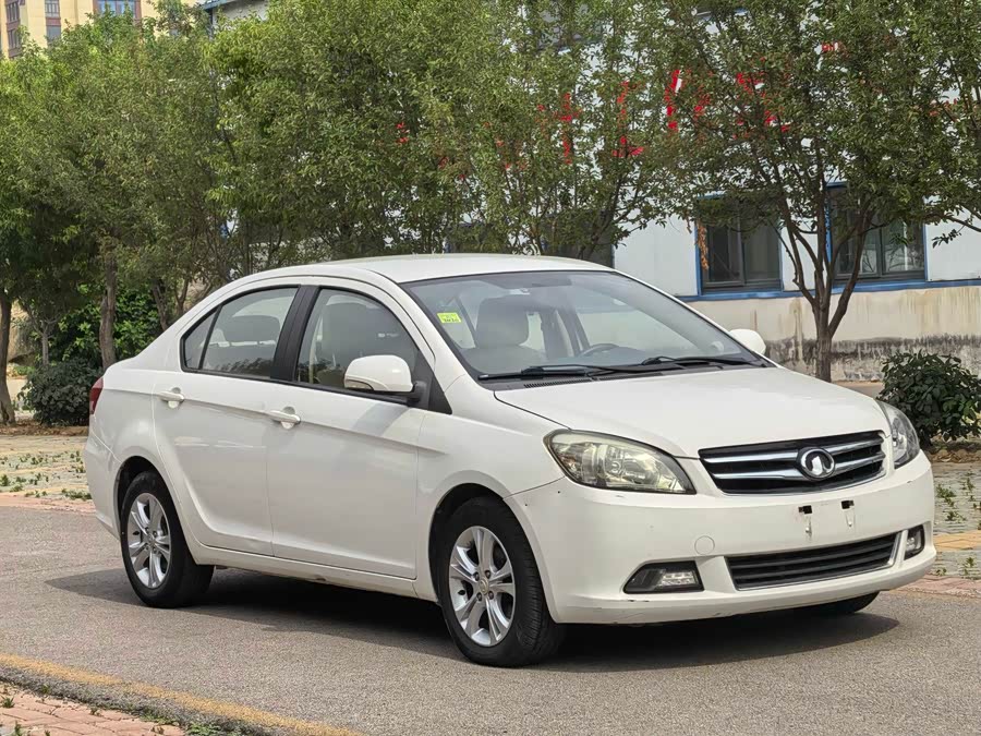 Great Wall C30 2013 car image #4