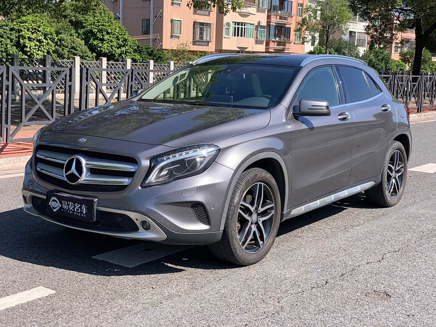 Mercedes-Benz GLA Class 2017 immagine di auto #4