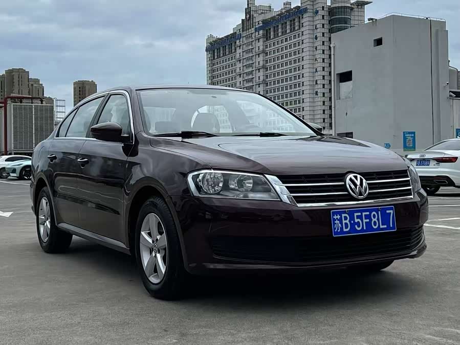 Volkswagen Lavida 2013 #4 Volkswagen Lavida 2013 car image #4