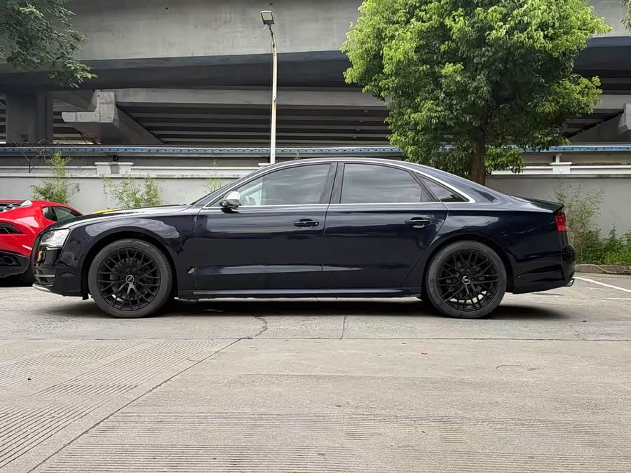 Audi S8 2014 immagine di auto #4