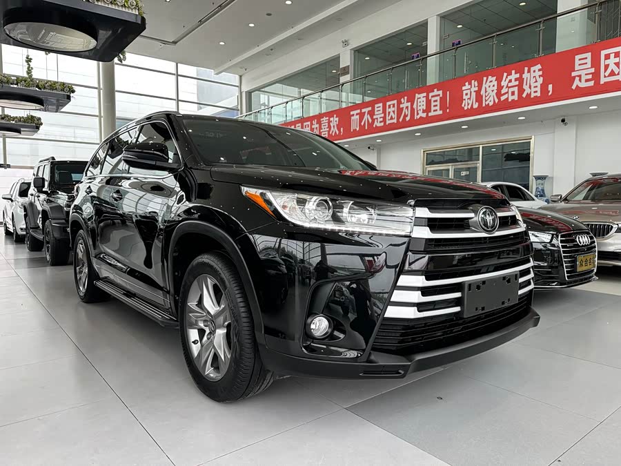 Toyota Highlander 2019 car image #4