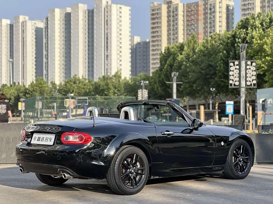 GEELY Monjaro MHEV 2012 imagem de carro #4