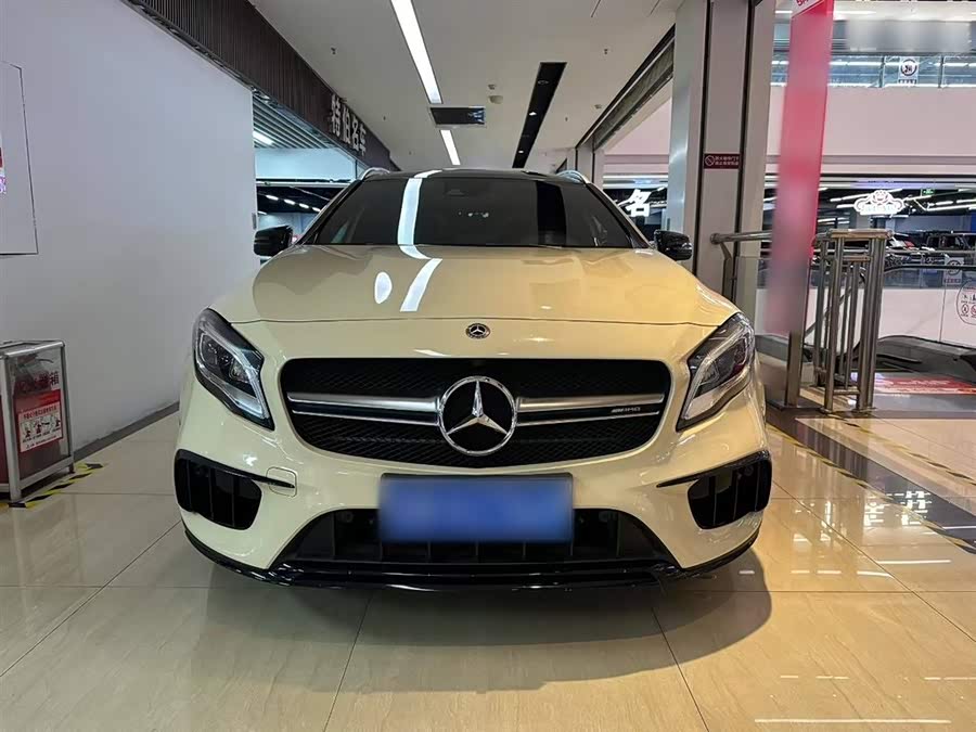 Mercedes-Benz GLA AMG 2018 car image #4