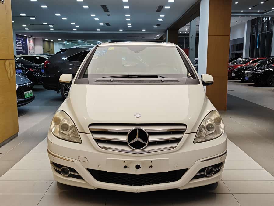 Mercedes-Benz B Class 2010 #4 Mercedes-Benz B Class 2010 car image #4