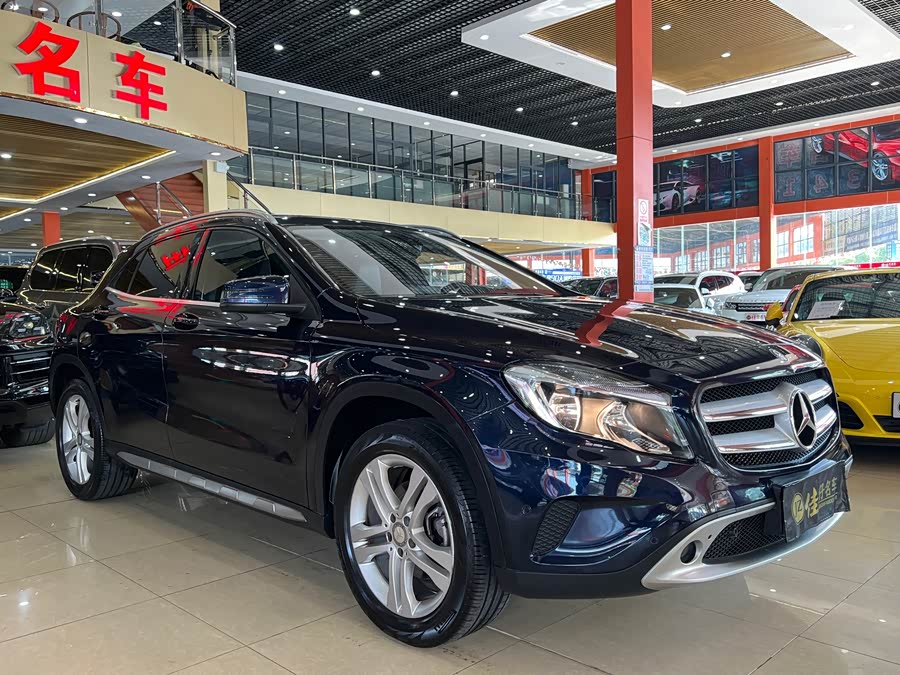 Mercedes-Benz GLA Class 2017 car image #4