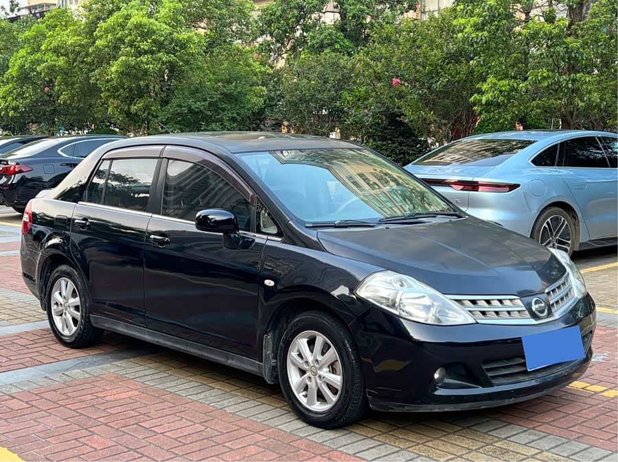 日产 颐达 2010 汽车图片 #4