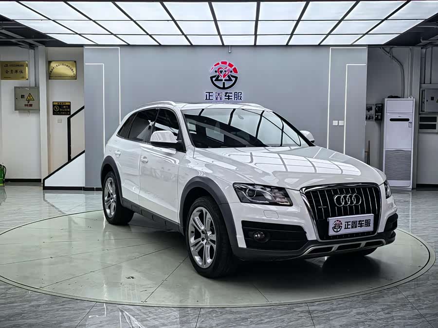 Audi Q5 (Imported) 2011 #4 Audi Q5 (Imported) 2011 car image #4