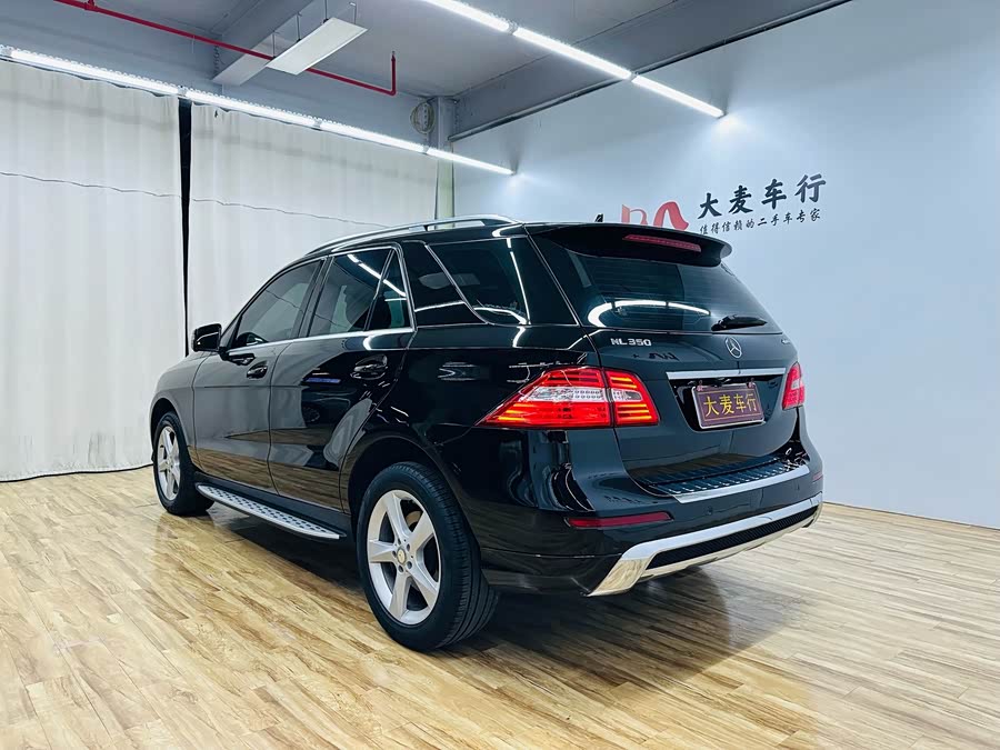 Mercedes-Benz M Class 2015 car image #4