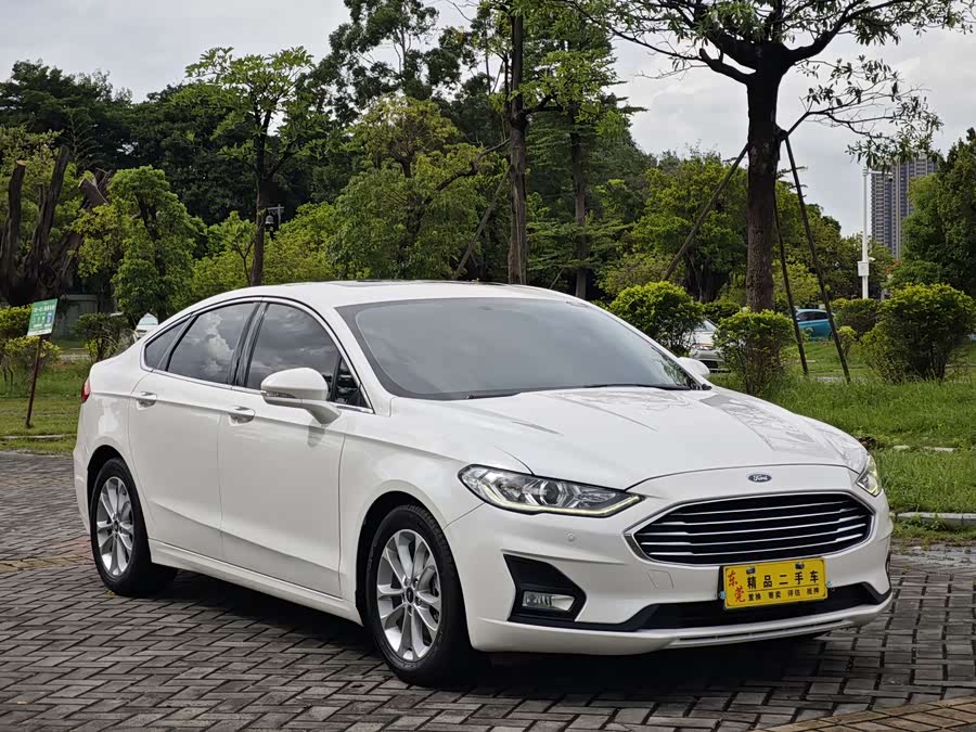 Ford Mondeo 2019 #4 Ford Mondeo 2019 car image #4