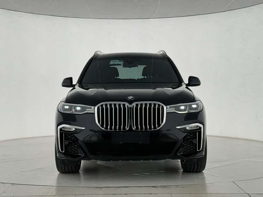 BMW X7 2020 car image #4