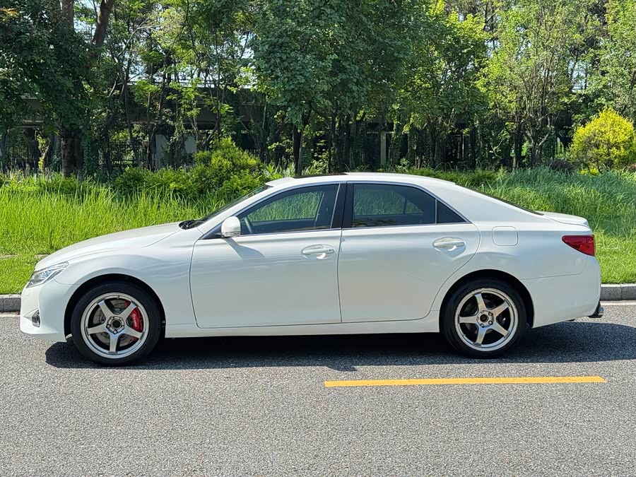 Toyota Reiz 2014 immagine di auto #4