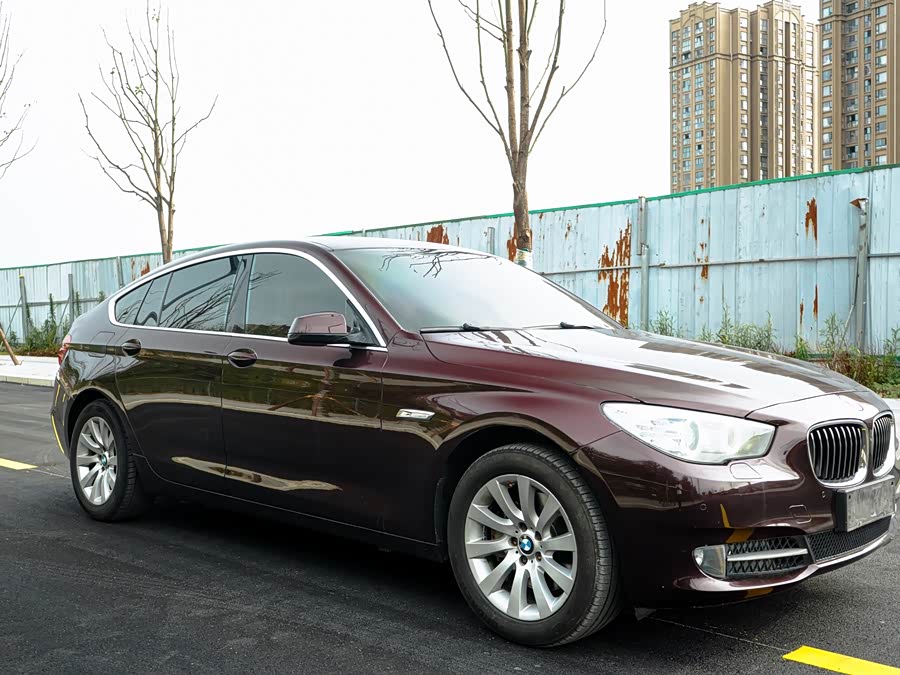 BMW 5 Series GT 2012 immagine di auto #4