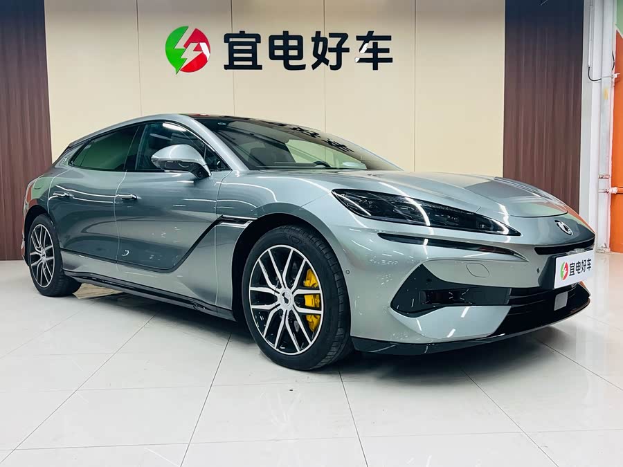 Denza Z9GT 2024 #4 Denza Z9GT 2024 car image #4