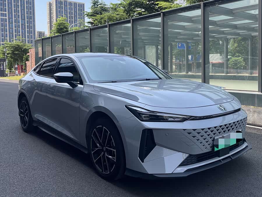 Changan UNI-V iDD 2024 #4 Changan UNI-V iDD 2024 car image #4