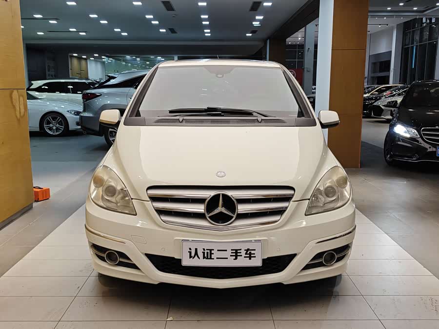 Mercedes-Benz B Class 2011 car image #4