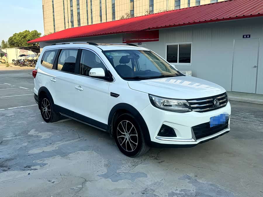 Forthing SX6 2020 car image #4