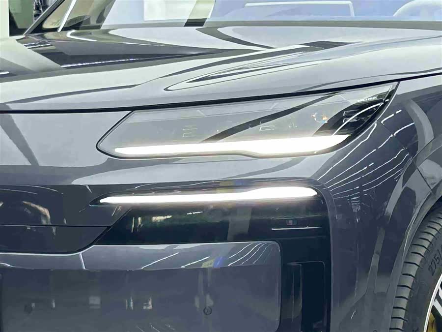 Denza N9 2025 car image #4