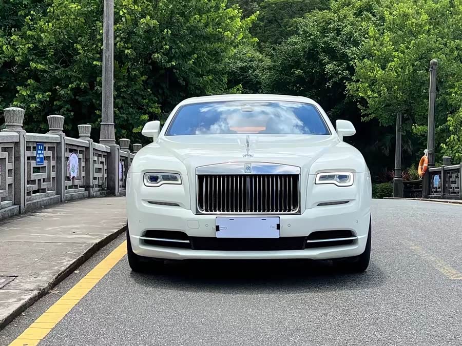 Denza Wraith 2021 #4 Denza Wraith 2021 car image #4