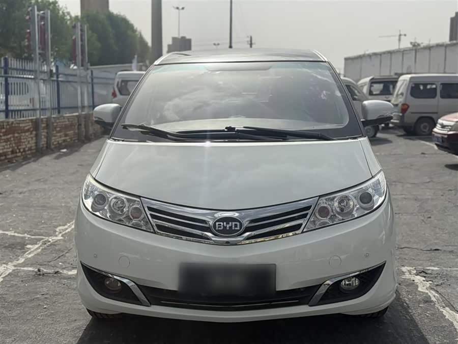 BYD M6 2016 #4 BYD M6 2016 car image #4