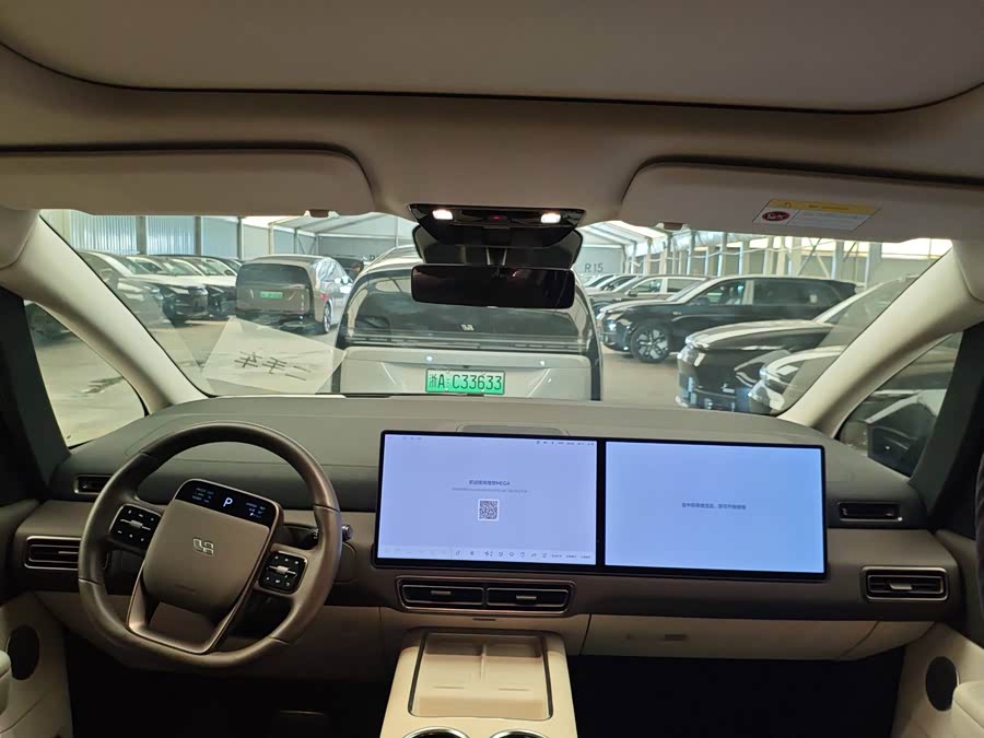 理想汽车 理想MEGA 2024 汽车图片 #4