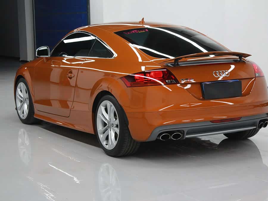 Audi TTS 2015 car image #4