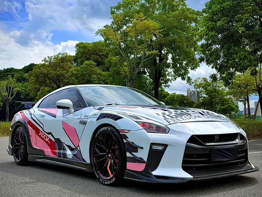 日产 日产GT-R 2010 汽车图片 #4